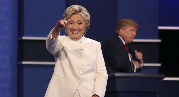 Elezioni Usa, il terzo dibattito vinto nettamente dalla Clinton. Trump già parla di brogli