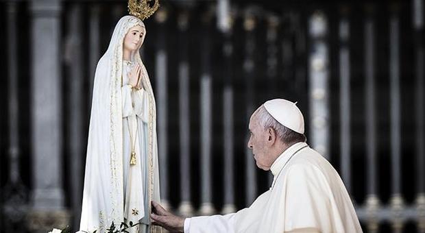 Papa Francesco sabato a Fatima, svelati i tre segreti della profezia