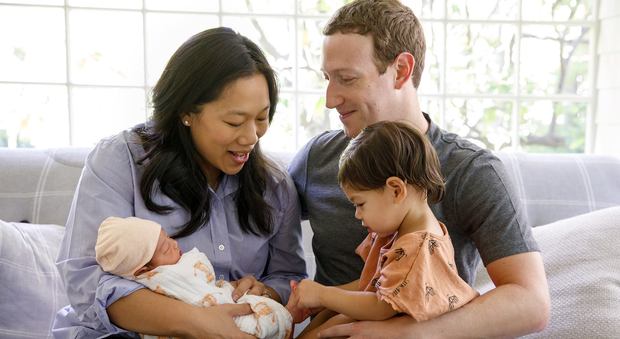 Zuckerberg è di nuovo papà, l'annuncio su Facebook: «Benvenuta August»