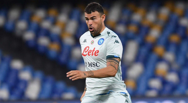 Napoli-Pescara 4-0, Petagna show all'esordio con un gol e due assist