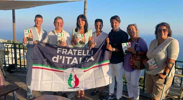 Fratelli d'Italia, Schiano ed altri esponenti del partito, ad Ischia