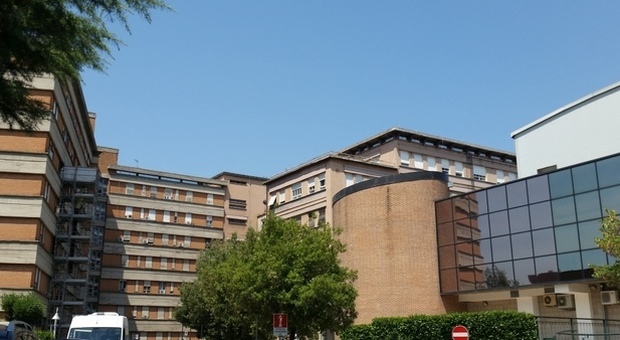 Terni, ospedale in affanno sindacati in pressing «Sbloccate le assunzioni»