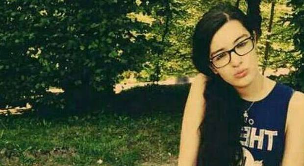 Varese, travolta e uccisa a 17 anni da un pirata della strada: i genitori rifiutano un milione di euro di risarcimento