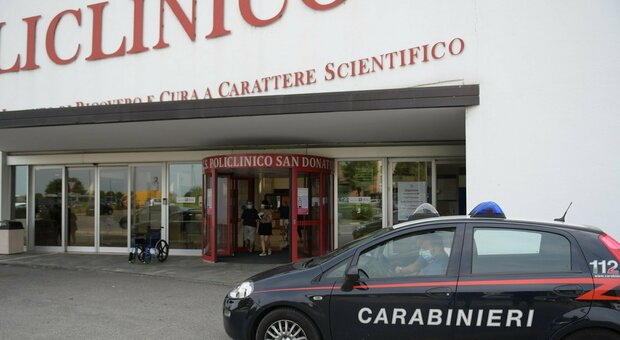 Milano, paziente accoltella chirurgo del Policlinico di San Donato dopo la visita di controllo