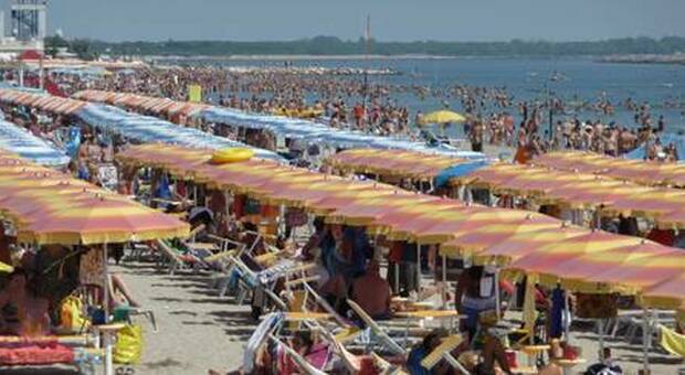 Covid, l'allarme di Coldiretti: «L'estate senza turisti stranieri costa 11,2 miliardi»