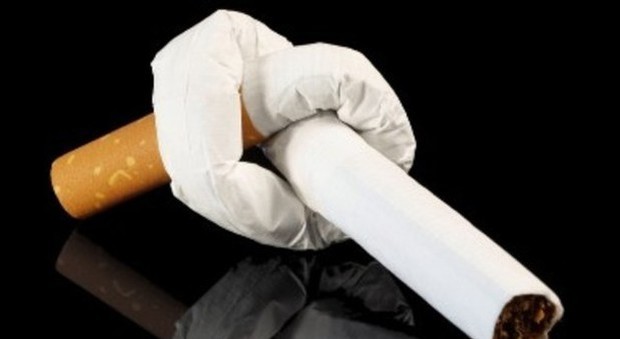 Fumo: crescono tumori ai polmoni, la regione spende un milione al giorno