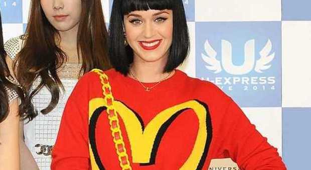 Katy Perry veste Moschino