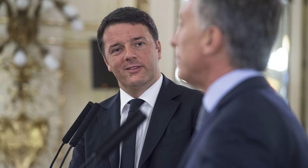 Unioni civili, Renzi furioso corre ai ripari: senza numeri stralcio adozioni