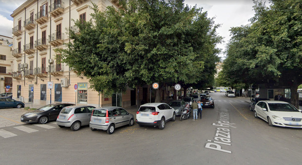 Palermo, esplosione in una macelleria alla stazione: cinque feriti