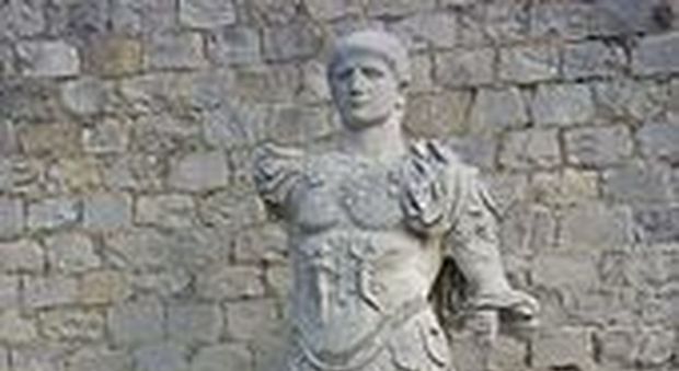 14 settembre 81 Tito Flavio Domiziano diventa imperatore romano