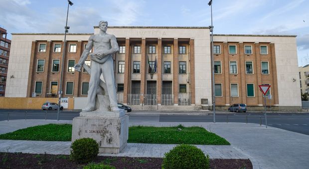 La "cricca" del giudice Lollo, a Perugia otto condanne e tre assoluzioni