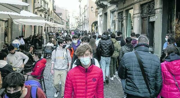 Il sabato di Padova: Prato della Valle snobbato, folla in centro storico