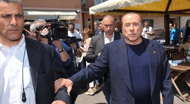 Regionali, Berlusconi: solo uniti vinciamo. Ma si apre il nodo leadership