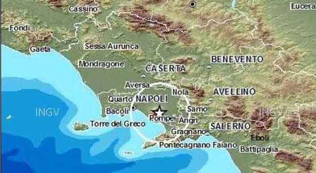 Scossa di 2,4 gradi sul Vesuvio L'epicentro a 0,1 km di profondità