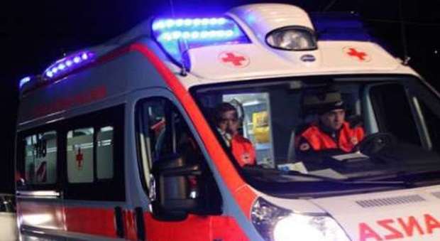 Domenica due morti, altro incidente sull'Ofantina: automobilista in ospedale