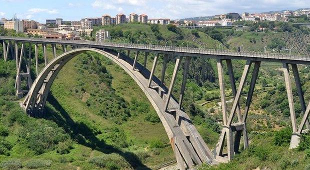 Mancini: «Paghiamo la Salerno-Reggio, gli incassi alla manutenzione dei ponti»
