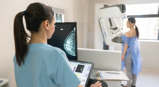 Mammografia, con lo screening 3D scoperto il 34% di tumori al seno in più