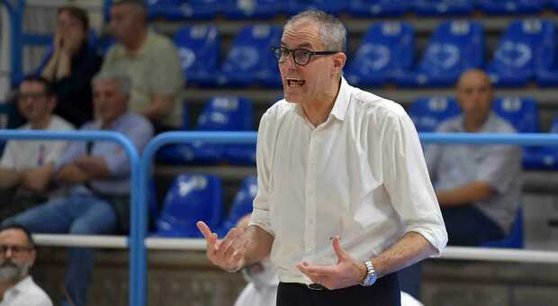 Il coach Sandro Dell'Agnello (Foto Ufficio stampa Real Sebastiani)