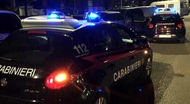 Omicidio a Imola, ragazzo di 23 anni ucciso a coltellate dopo una lite in strada