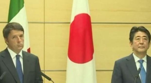 Giappone, Renzi incontra Abe: «Puntiamo a superare 8 miliardi di libero scambio tra i Paesi»