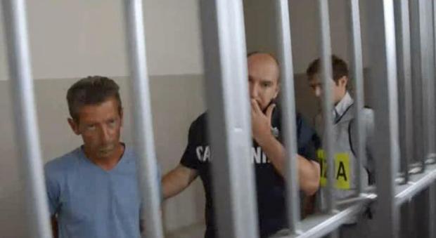 Yara, Bossetti in carcere alla moglie: "Mi hanno incastrato, pago per un altro"