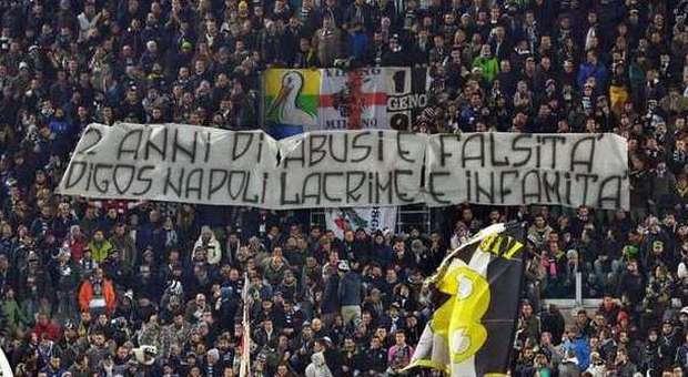 Juve-Borussia, striscioni contro la Digos di Napoli e i tifosi napoletani