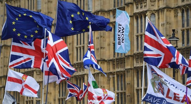 La Brexit slitta ancora, la Ue la rinvia al 31 gennaio ma chiede a Londra di decidersi
