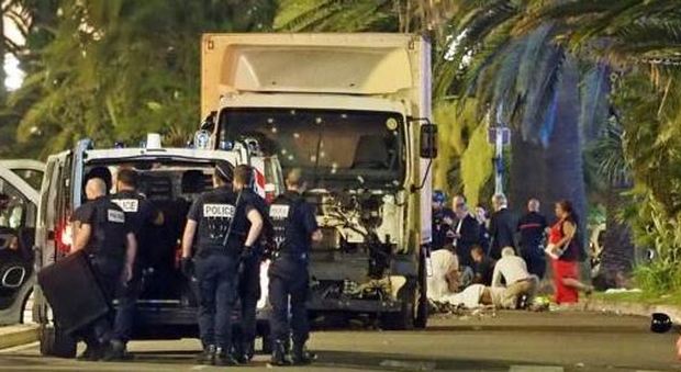 Europol: «Niente prove Isis dietro ultimi attacchi. Lupi solitari spesso dei malati di mente»