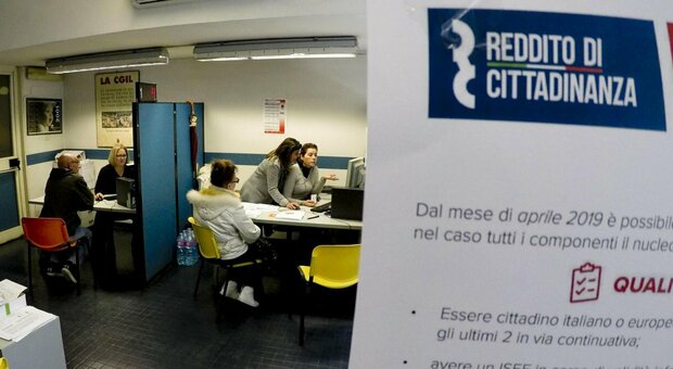 Reddito di cittadinanza, stop dal 31 dicembre: arriva l'assegno di inclusione (REI). Requisiti e come richiederlo