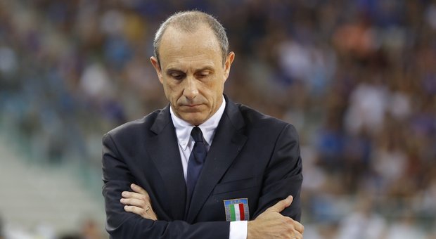 L'Italia dura un tempo, dalla Francia ne prende 25. Si salvano Biligha e Pascolo