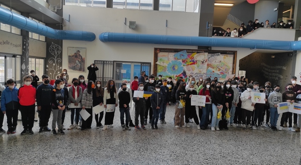 Pontecagnano Faiano, l'ic Picentia accoglie 11 bambini ucraini: disposti corsi di italiano