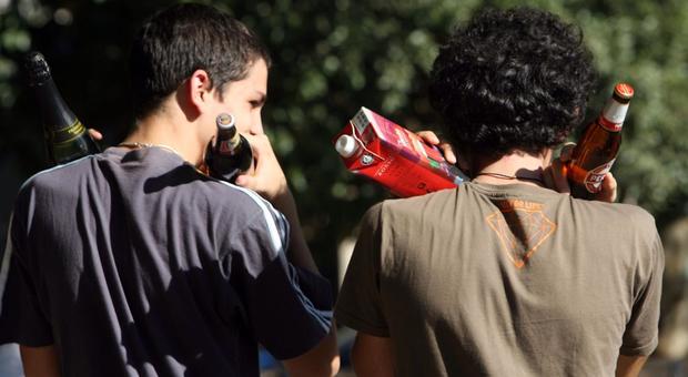 Roma, alcolici ai minori, controlli dei carabinieri nei locali: multe da Trastevere a Testaccio
