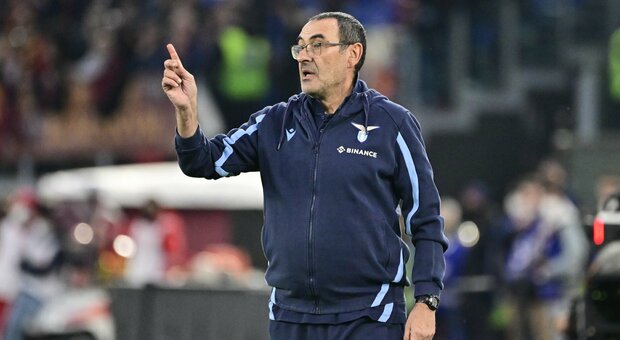 Lazio: Sarri dirige l'ultimo allenamento settimanale. Differenziato per Cataldi, ottimismo per Radu