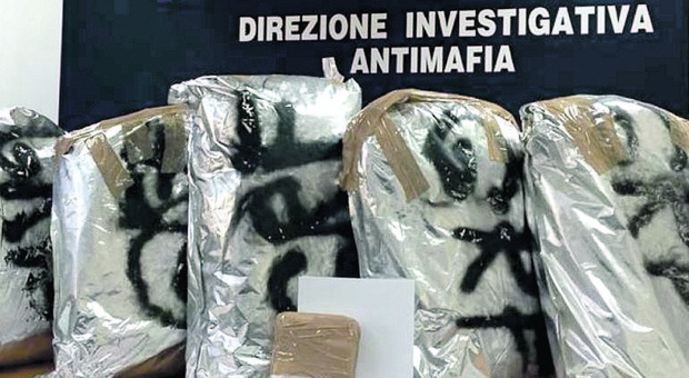 Scacco al cartello italo-albanese della droga: blitz con 43 arresti