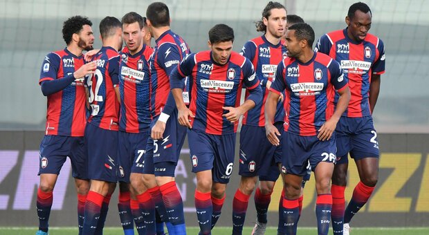 Crotone-Benevento 4-1, Inzaghi crolla: è la seconda sconfitta consecutiva