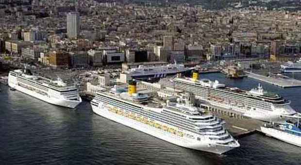 Denuncia sulla nave da crociera: «Violenza sessuale nel porto di Napoli». La Costa: collaboriamo con gli inquirenti