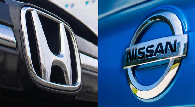 Il logo di Honda e quello di Nissan