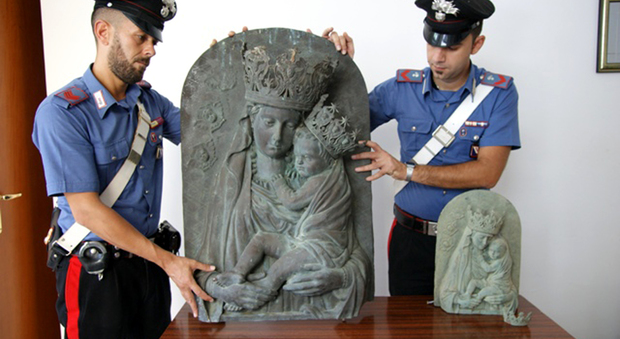 Torre Annunziata, trovato mezzobusto della Madonna rubato due anni fa