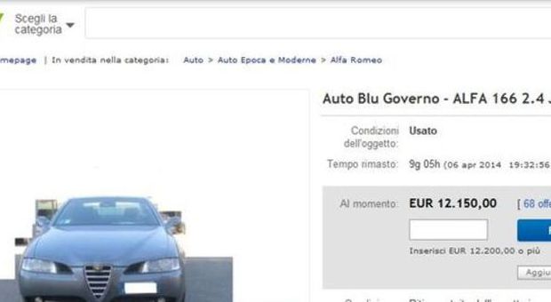 L'annuncio su eBay di un'auto blu