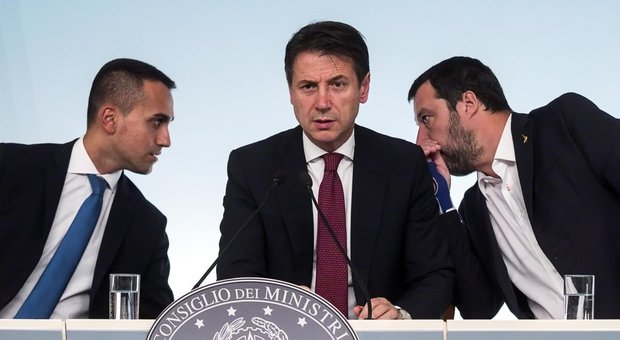L'Italia sfida la Ue, manovra blindata