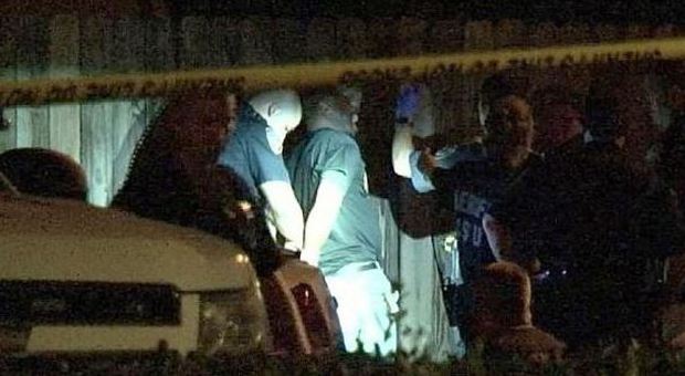 Texas, uccisi 6 bambini e 3 adulti: uomo fa strage in una casa