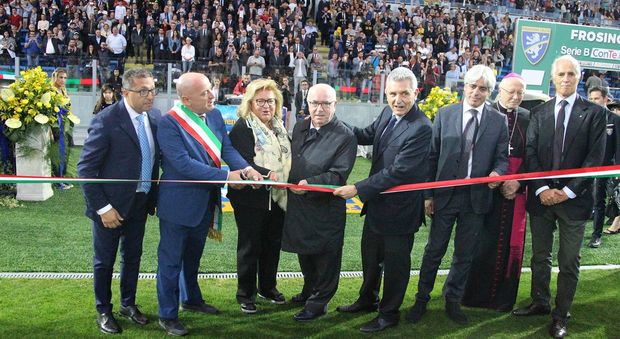 Tavecchio e Stirpe all'inaugurazione del nuovo stadio di Frosinone