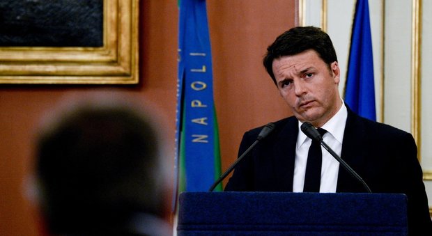 Renzi torna a Napoli: «Se su Bagnoli vogliono intimidirmi hanno sbagliato»