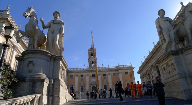 Roma, Campidoglio: approvato il Bilancio, più fondi per le opere, ma rischio stangata per la Tari