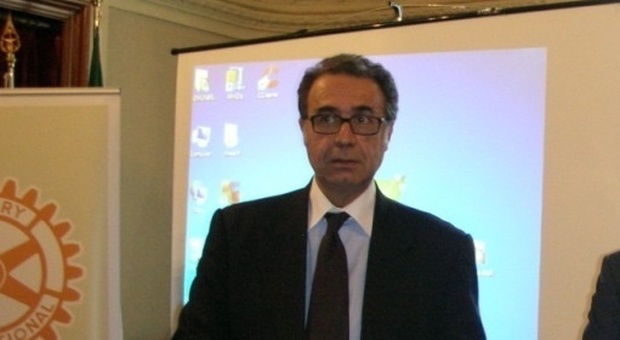 Il chirurgo Arash Sadighi