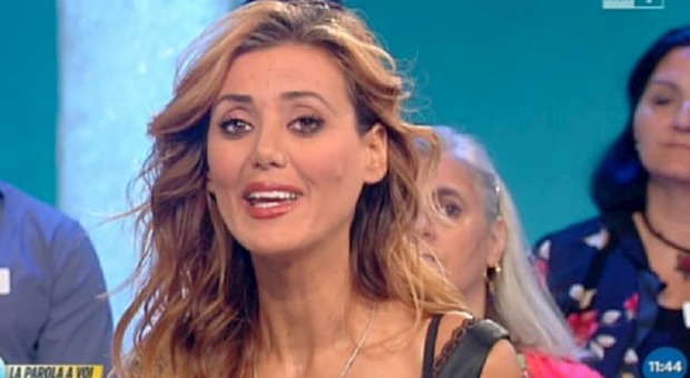 Daniela Martani, la ex gieffina via da Radio Kiss Kiss: «Colpa delle mie opinioni sul Covid»
