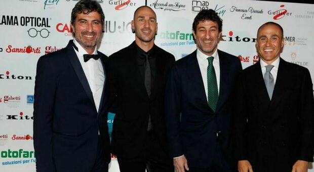 Cannavaro e Ferrara, coppia d'attacco per aiutare i ragazzi di Napoli