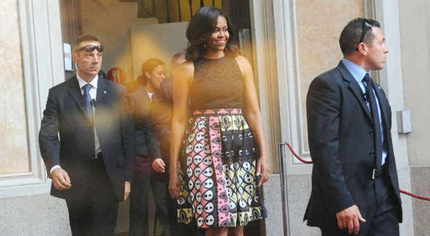 Al via la visita milanese di Michelle Obama: accolta da Renzi e moglie al Cenacolo -Guarda