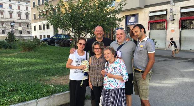 Violetta, derubata sul bus: 1450 euro raccolti con la solidarietà sui social