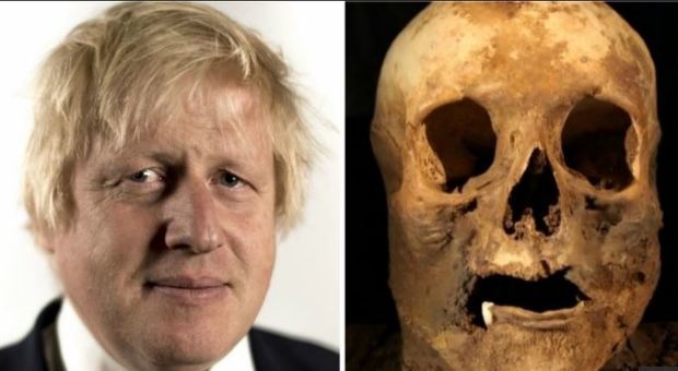 Londra, test svizzero: il ministro Boris Johnson discendente della mummia di Basilea